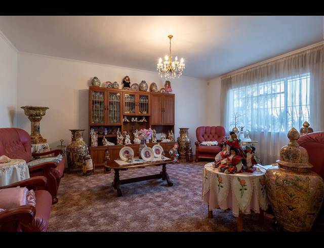 3 BEDROOM HOUSE FOR SALE IN LA ROCHELLE